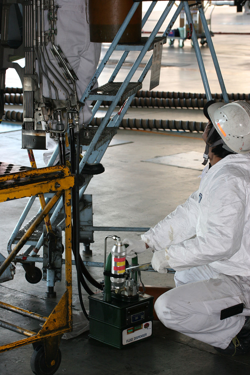 Káº¿t quáº£ hÃ¬nh áº£nh cho To Identify and Reduce Water Contamination in Jet Oils images